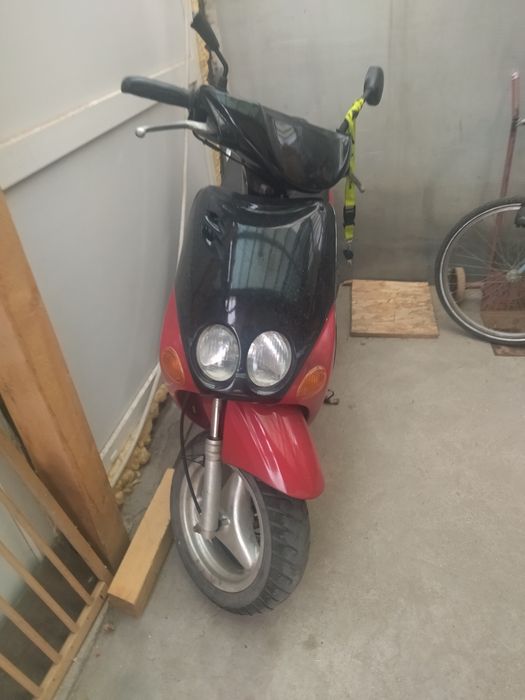 Ямаха неос 50 кубика с проблем/регистрация на мотопед