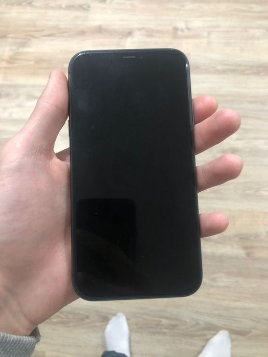 Продам айфон 11 64гб