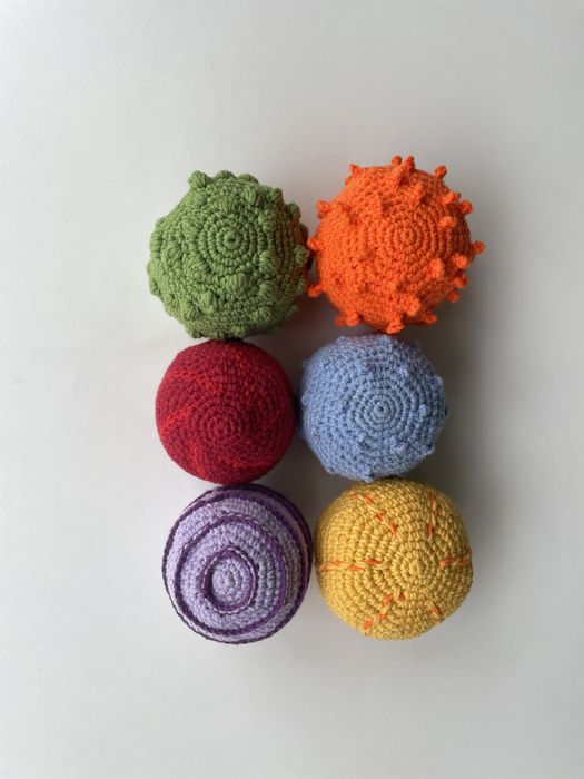 Монтесори сензорни топки