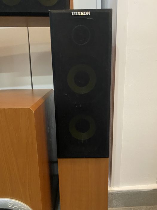 Тонколони Luxeon две високи, среда и субуфер