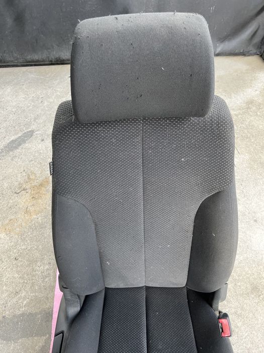 Scaun dreapta pasager material rabatare si in fata pt vw passat b6