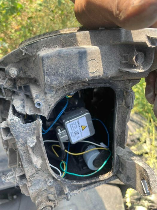 ляв фар audi a6 4g c7 преден ляв фар ауди а6 4г  ц7