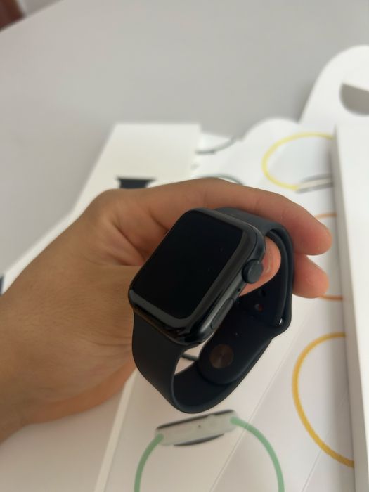 Apple watch se 2  44mm срочно!