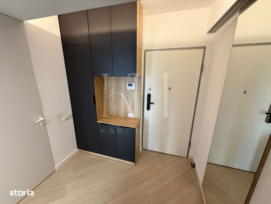 Studio Premium de Inchiriat | Cortina North | Vedere gradina interioar