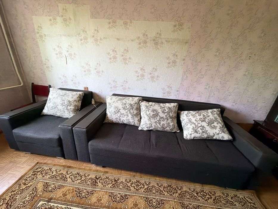 Продам диван и кресло