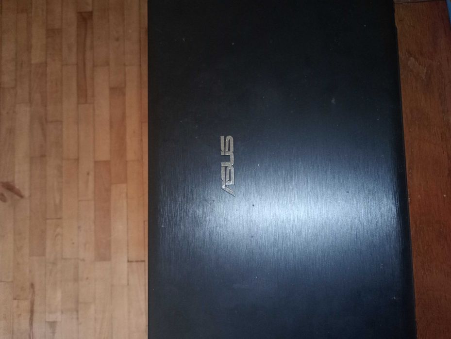 Продавам лаптоп ASUS VD55-SX158H