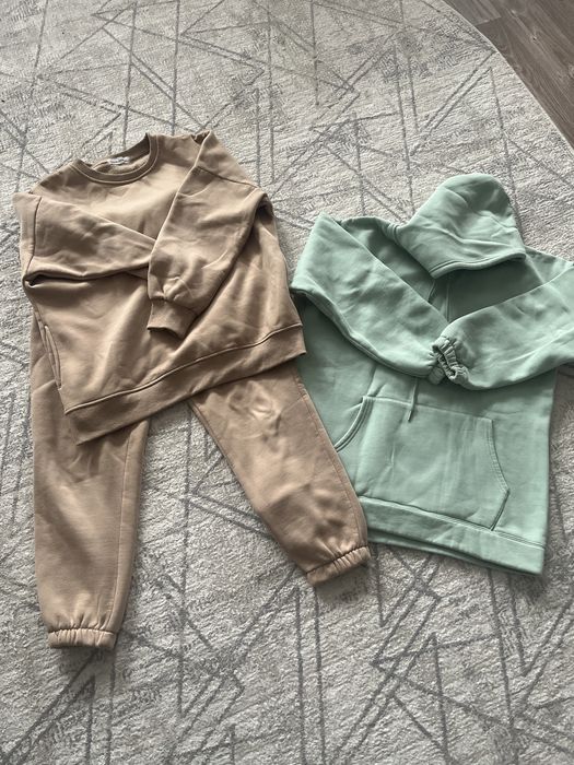 Продам костюм женский