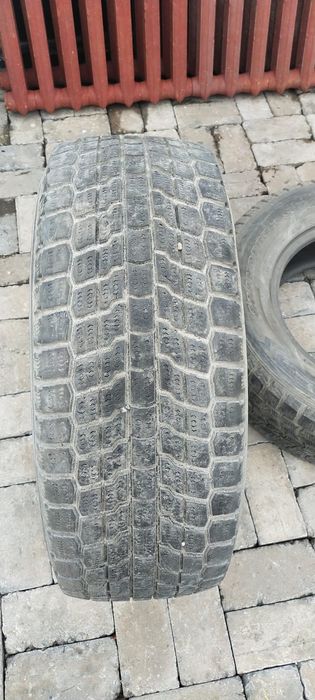 Зимняя резина, липучка.