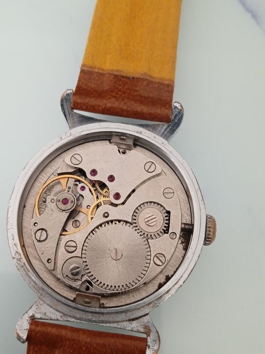 Руски ръчен механичен часовник ПОБЕДА