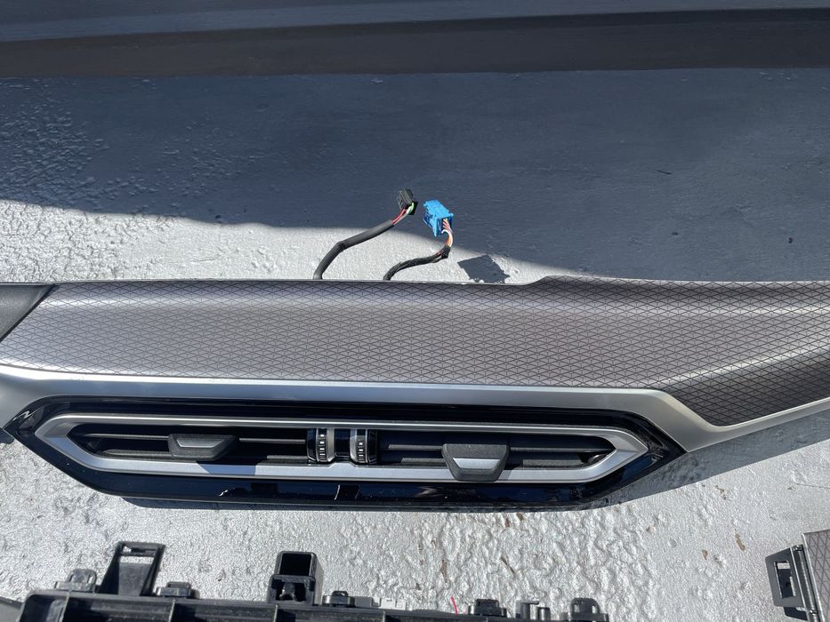 Интериорни лайстни БМВ Г20/ Г21 М пакет (laistni bmw g20 lci m sport)