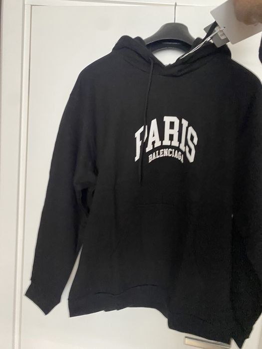 Суитчъри BALENCIAGA PARIS.Нови,с етикети,всичко!Серия от S до XXL