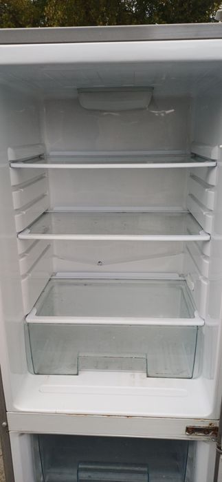 Холодильник SAMSUNG