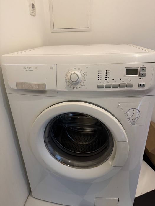 Стиральная машинка Electrolux EWF 14470 W