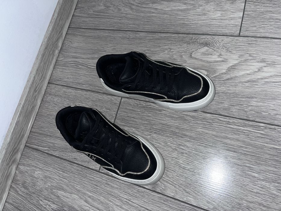 Vand adidasi armani exchange