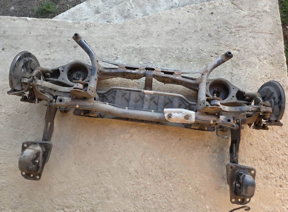 Etrieri etrier spate Punte spate Vw Golf 6 Golf 5 break hatchback