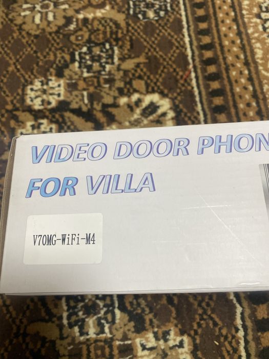 Домофон новый. Не пригодился