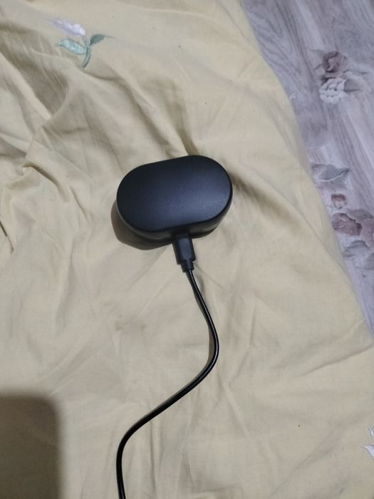 Продам без проводные наушники
