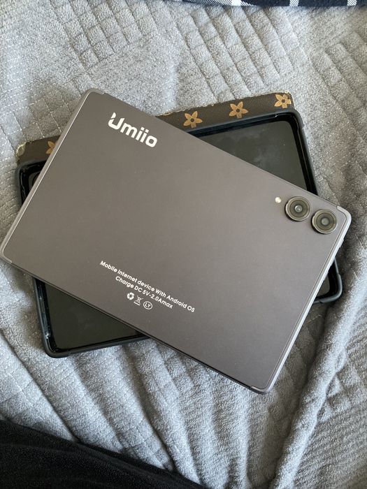 Продам планшет.