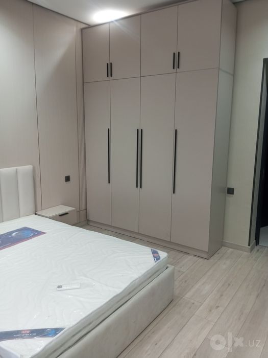 Продам коттедж в самом центре ориентир за Океаном. Гост.Ро