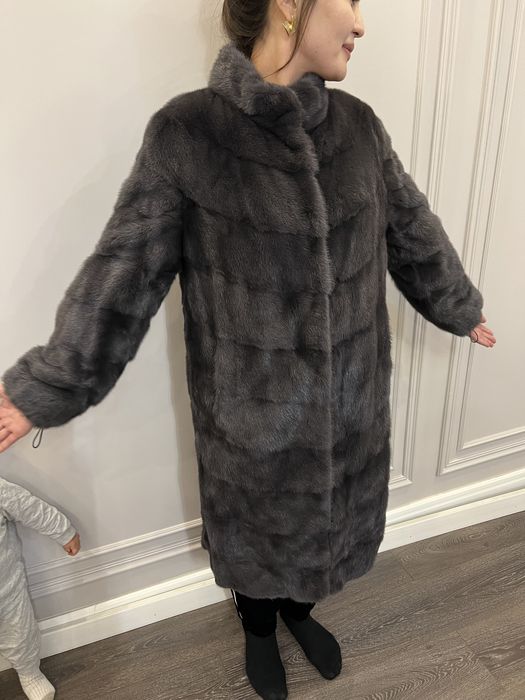 Продам норковую шубу