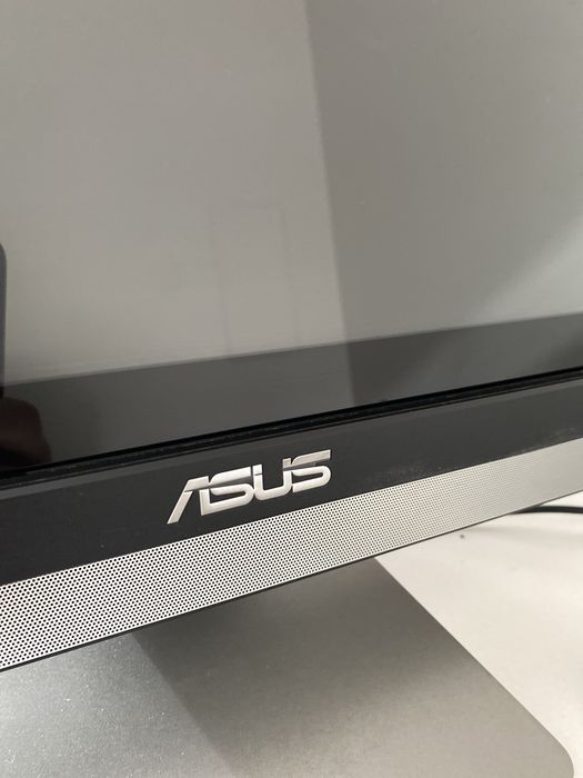 Моноблок, фирма Asus