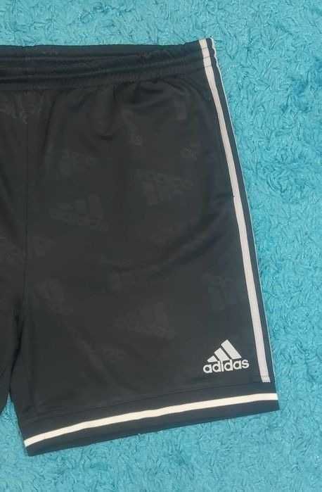 Pantaloni scurti Adidas - Multilogo