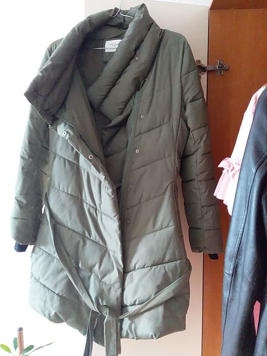 Продам куртку весна