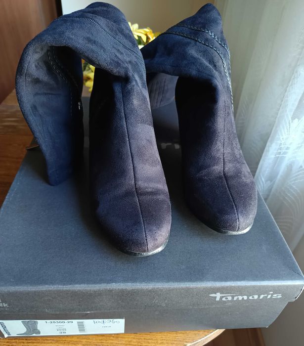 Дамски ботуши от велур Тамарис