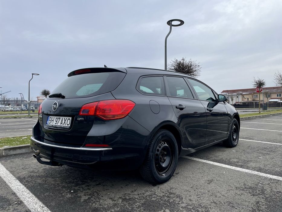 Opel Astra 2015 automata