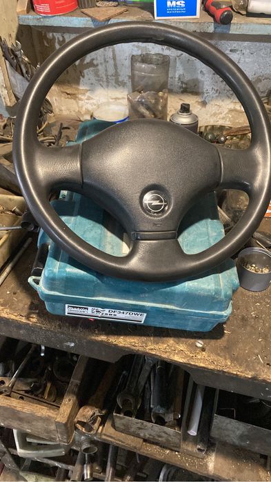 Продам руль Опель