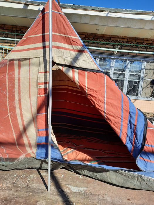 Палатка 2х местная.