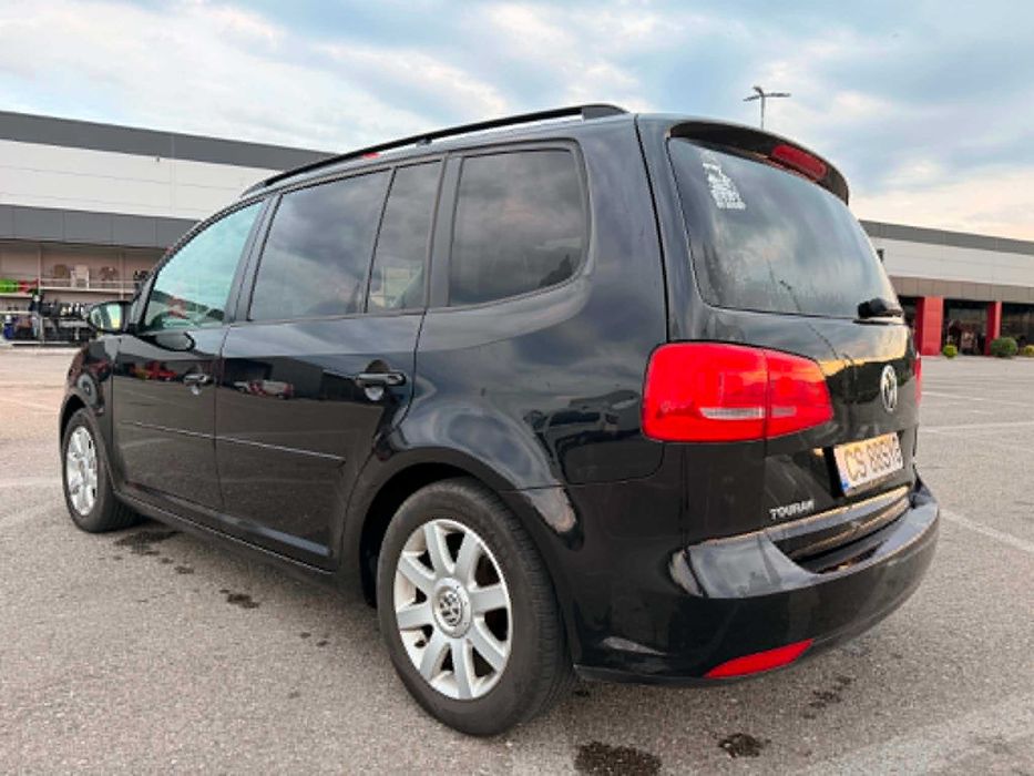 Volkswagen Touran 2013 1.6 tdi manual