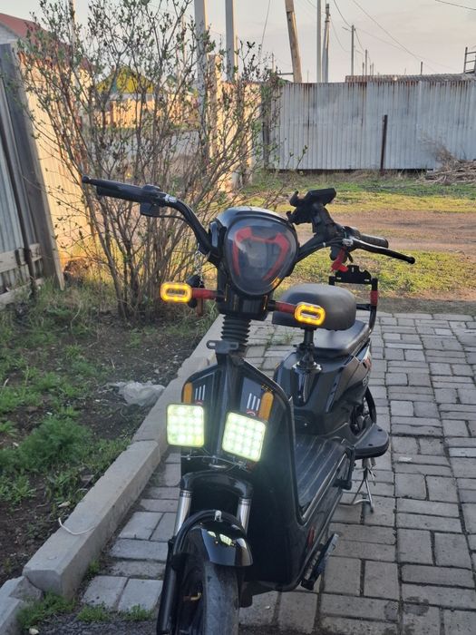 Продам электро скутер