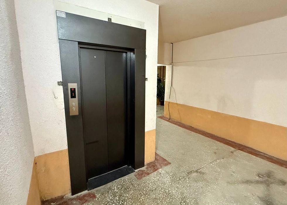 Sergeli (Do'stlik 2) da 3 xonali (3/7/9) kvartira sotiladi