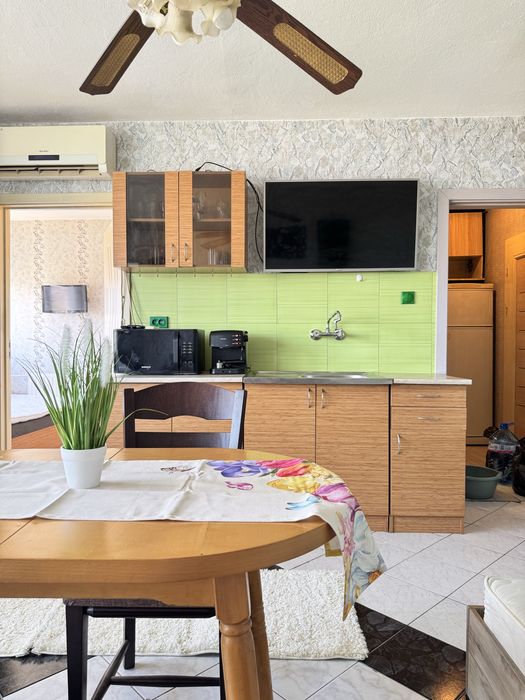 Продава се Двустаен апартамент в Сливен, Даме Груев - 45 кв.м за 1223 €/кв.м - Снимка #1