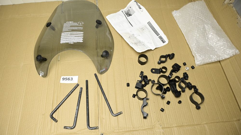 Parbriz Naked Puig 0840 Custom Universal Touring Prindere Ghidon