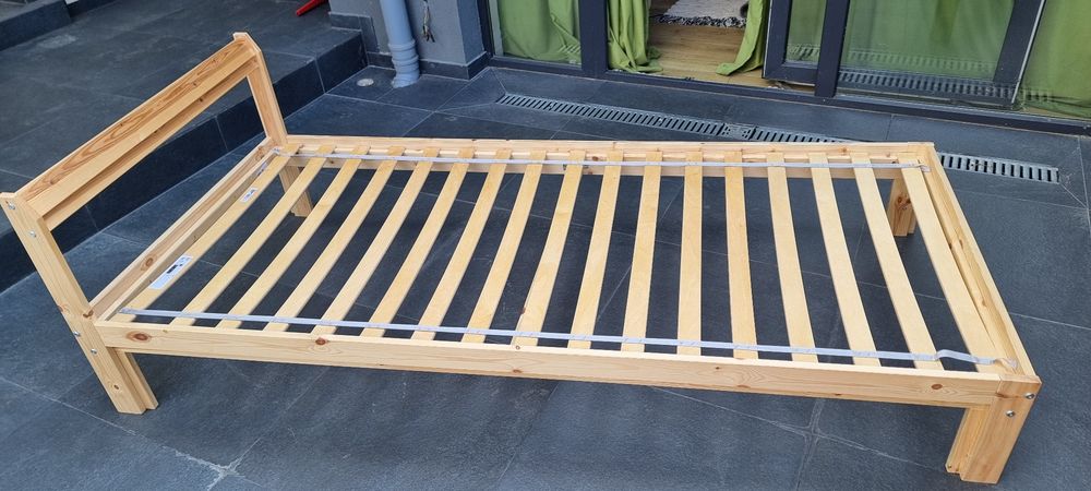 Pat Ikea pt o persoană
