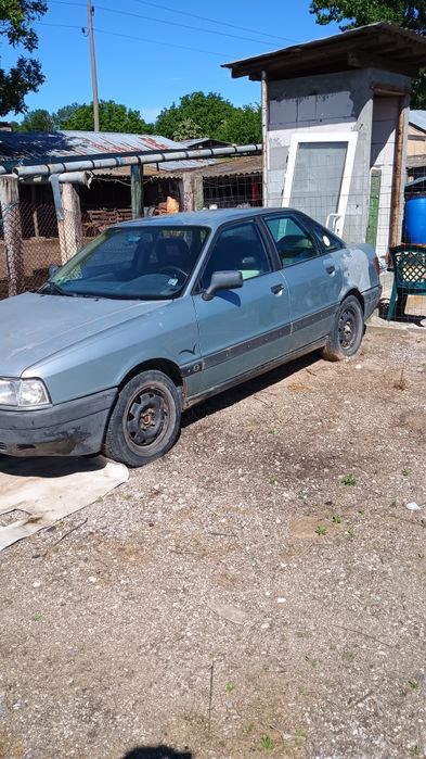 Ауди 80 в движение