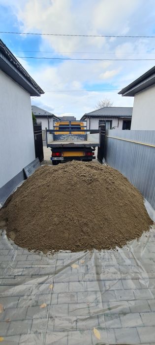 Inchiriez miniexcavator/ Vand balastru nisip pamant