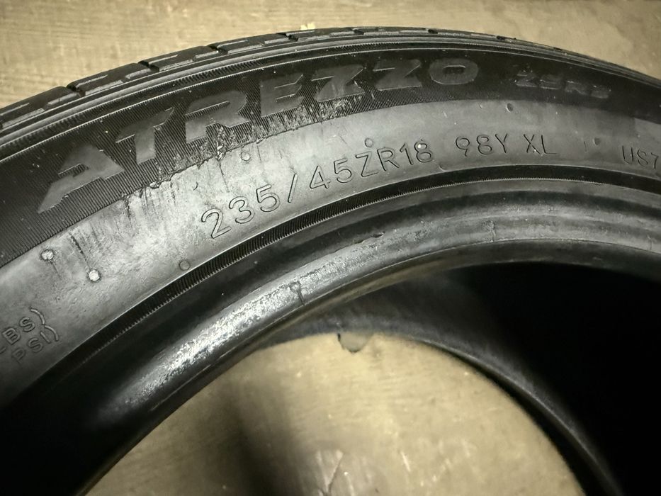 Летни гуми 235/45R18 DOT 5022 Sailun като нови letni gumi 2 броя