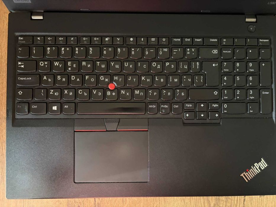 Бърз и надежден лаптоп Lenovo ThinkPad L590 15.6" Full HD / i5-8365U / 8GB RAM / 256GB SSD / Win 11 Pro