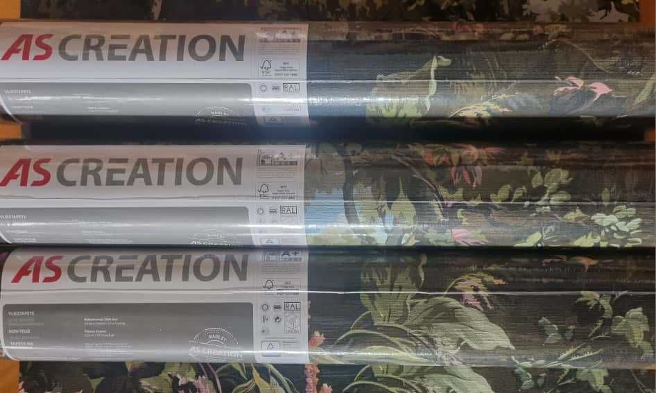 Vând Tapet Nou - calitate premium pentu Casa Ta!