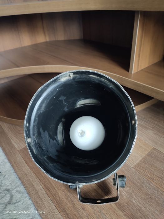 Продаётся лампа уличная