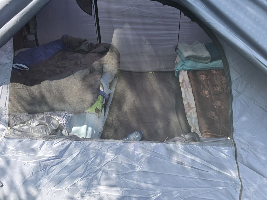 Палатка надуваеми рейки 6 местна  Outwell Starhill 6A