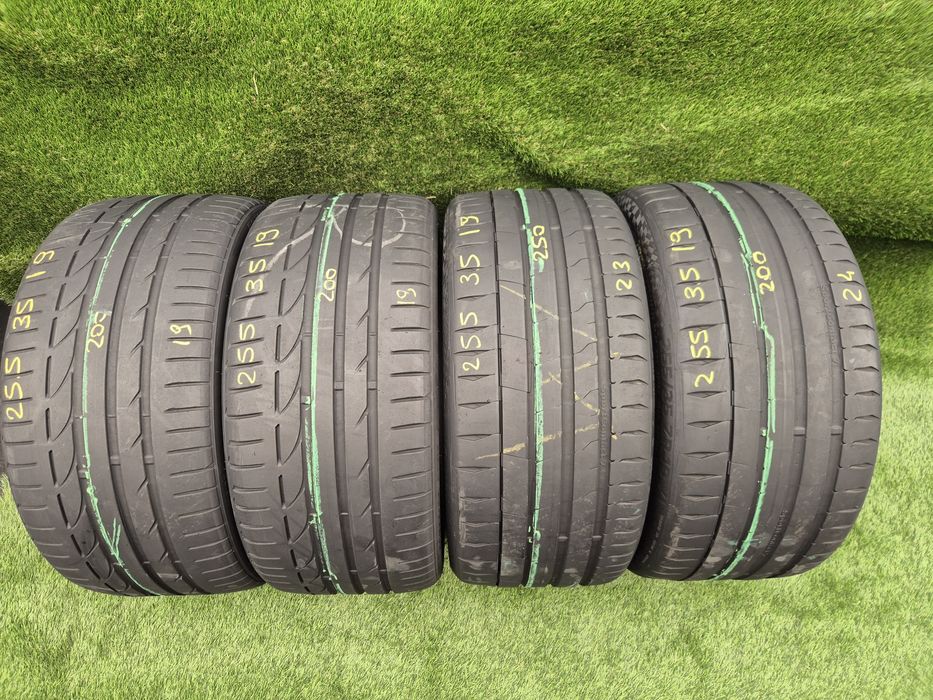 255 35 19 Continental și Bridgestone