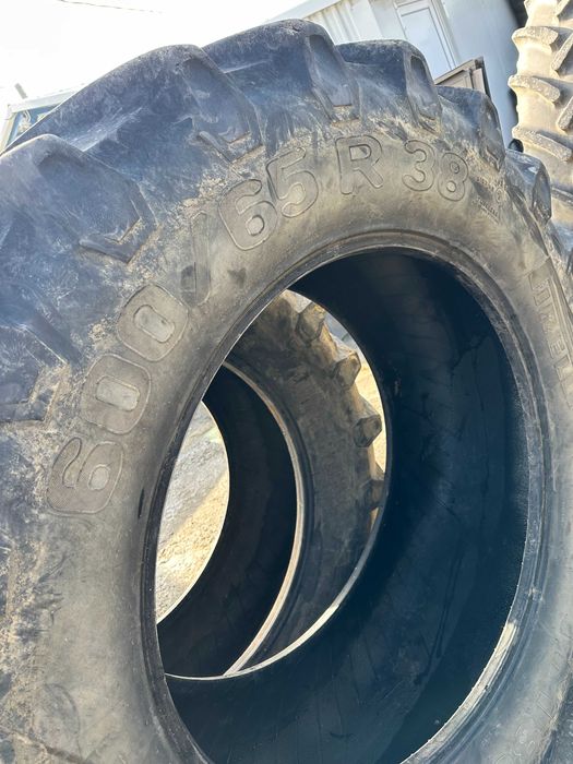 600/65 R38 Pirelli