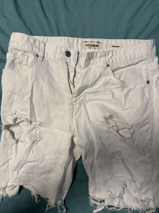 Vand pantaloni scurti pull and bear