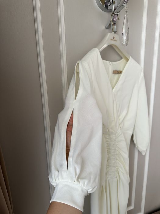 Продаю вечернее-коктейльное платье