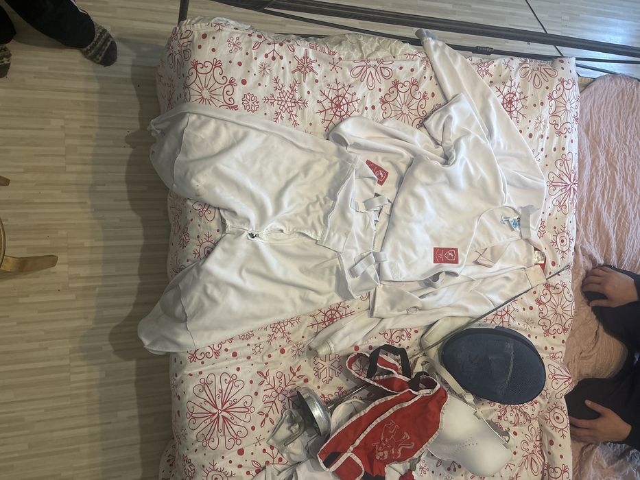 Продается экипировка для фехтования