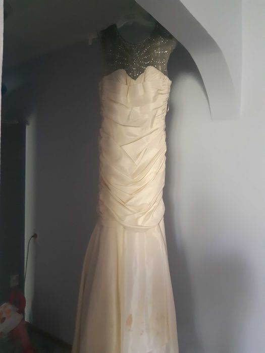 Вечернее платье для выпускного/узату